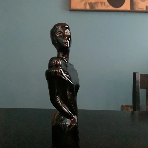 Vintage Mid Century Ceramic Shiny Glaze Female Figurine - Picture 10 of 13